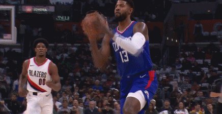 电竞比分网-4次飞扣 13助攻 在场净胜30分！400万的韦少他活了