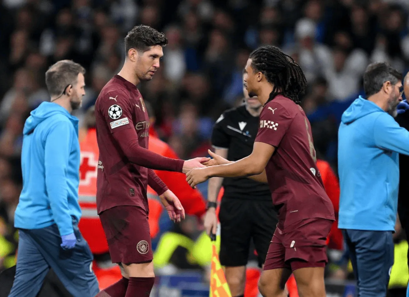 电竞比分网-跟队：斯通斯将离开曼城；除非阿克愿当第5中卫否则他也离队